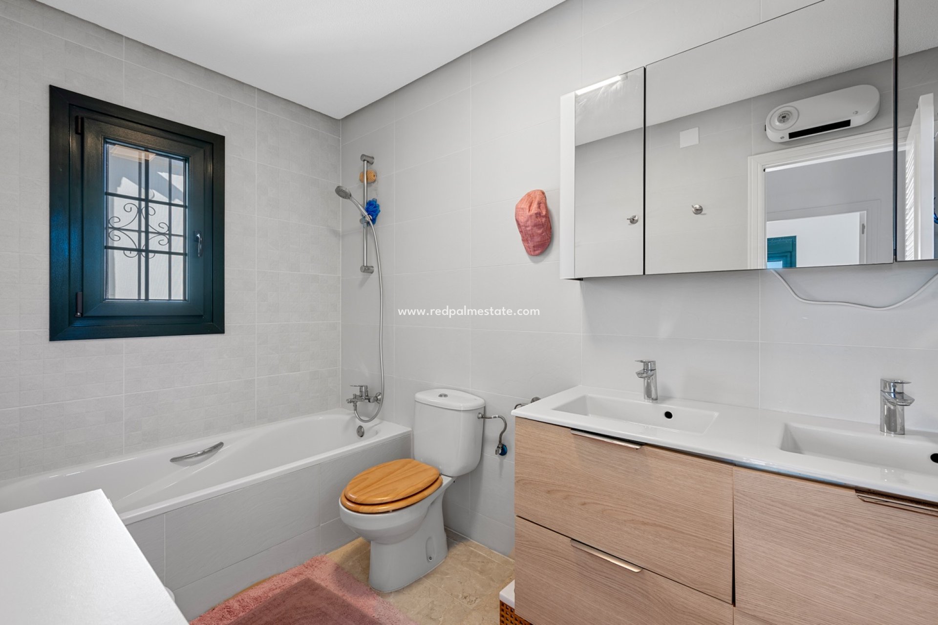 Revente - Villa -
Orihuela Costa - Costa Blanca