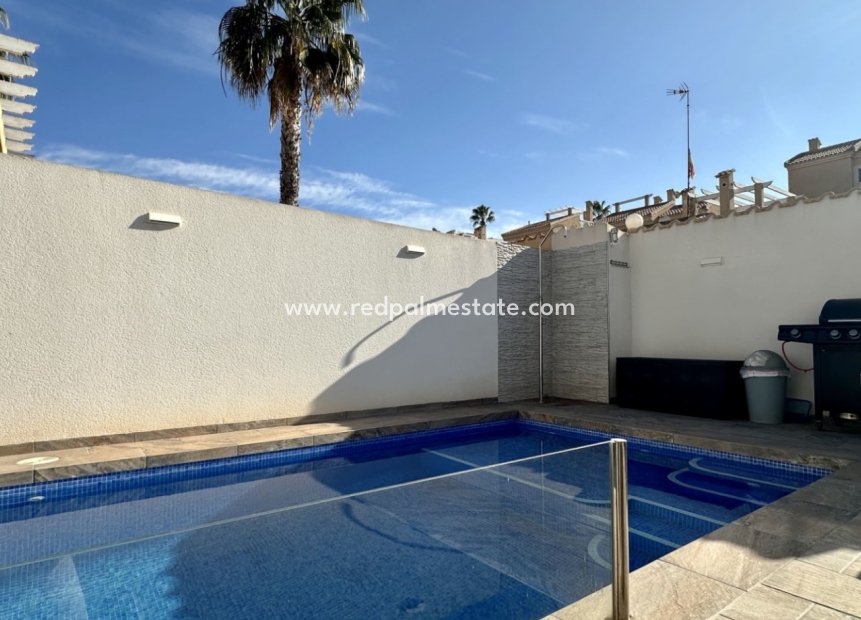 Revente - Villa -
Orihuela Costa - Costa Blanca
