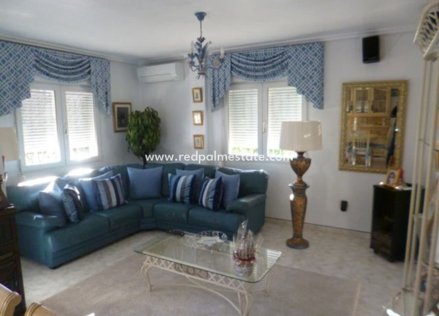 Revente - Villa -
Orihuela Costa - Costa Blanca