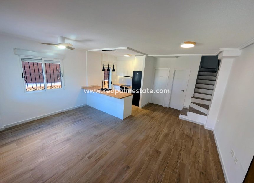 Revente - Villa -
Orihuela Costa - dream hills