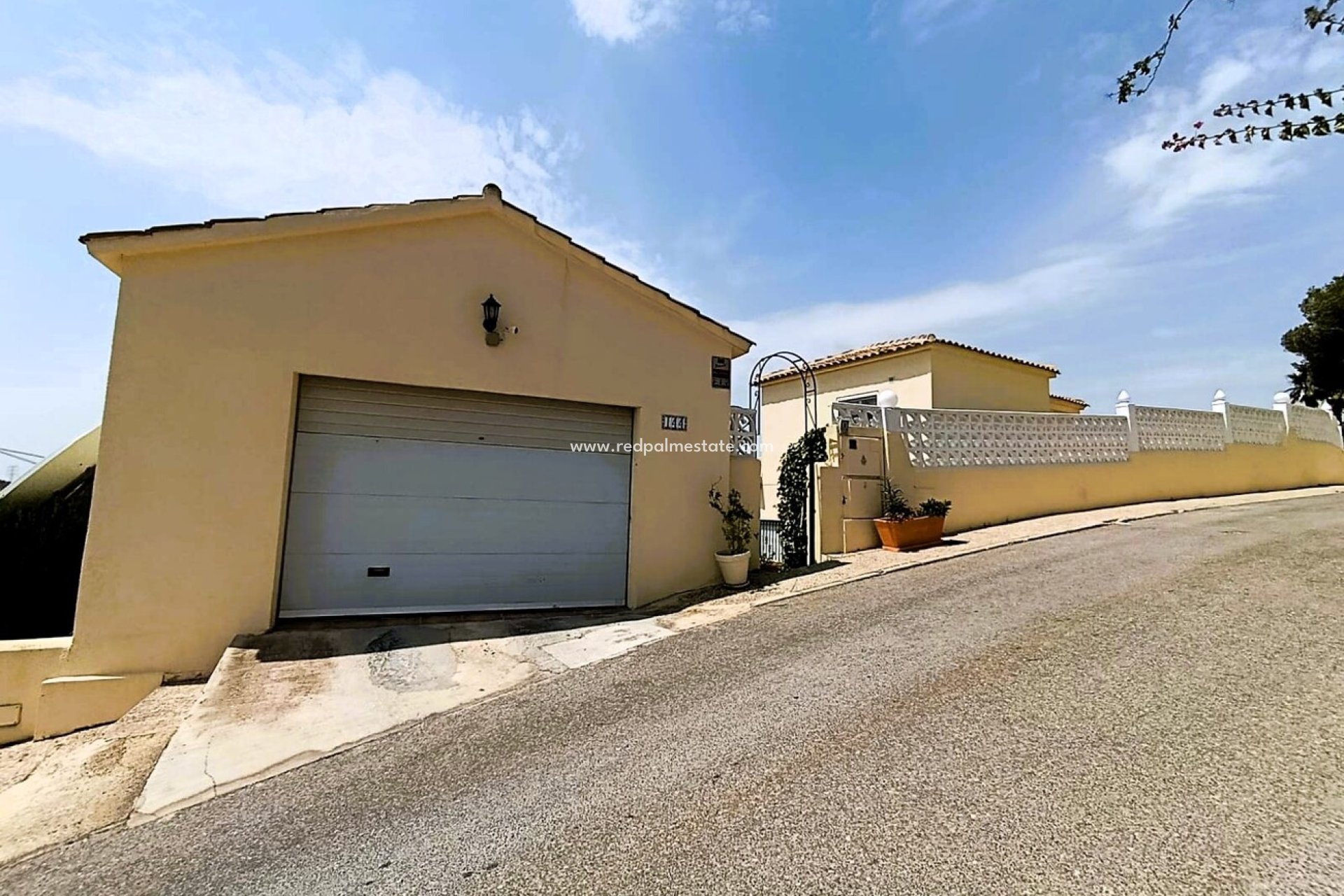 Revente - Villa -
Orihuela Costa - Inland