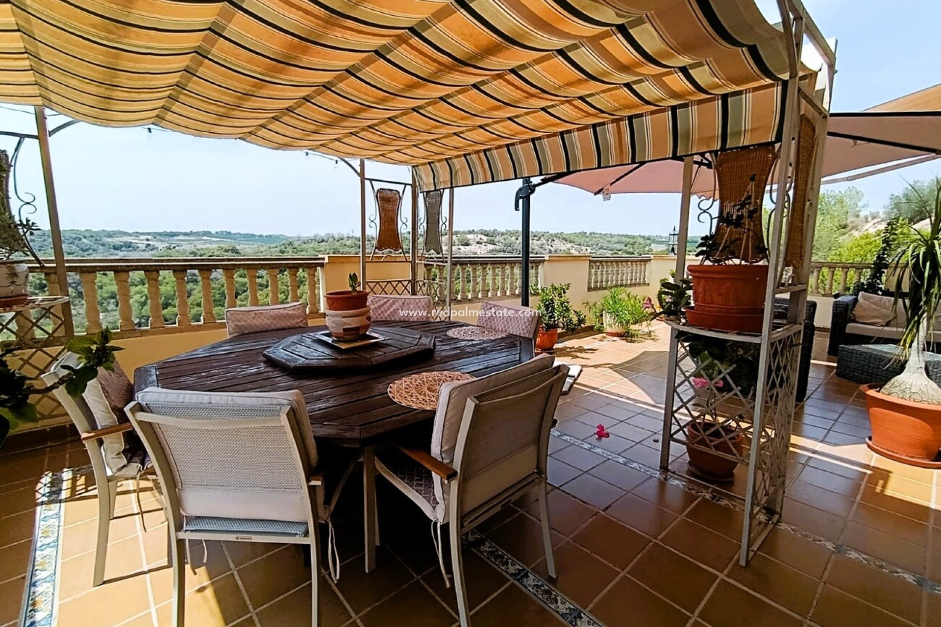 Revente - Villa -
Orihuela Costa - Inland