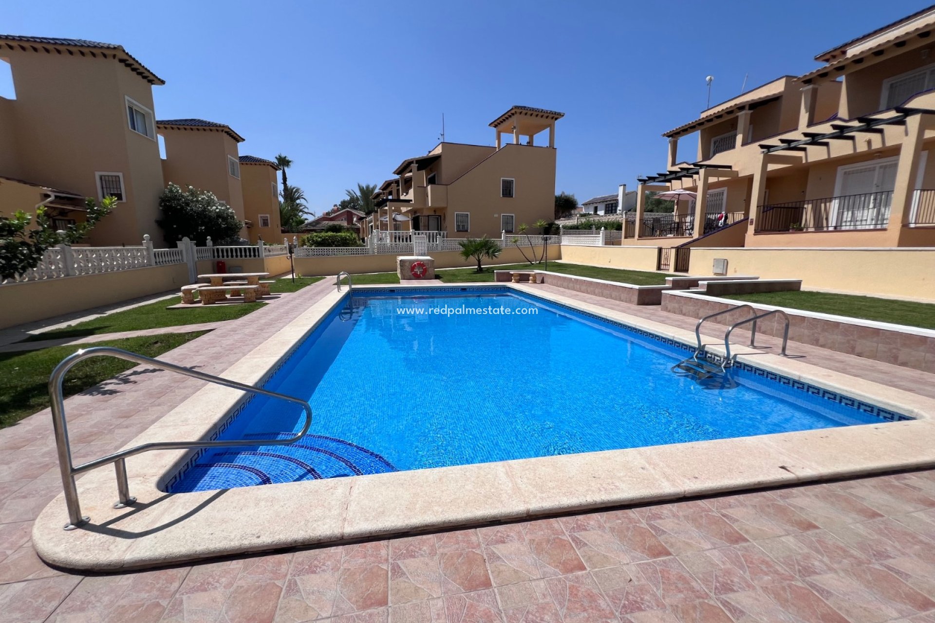 Revente - Villa -
Orihuela Costa - Inland