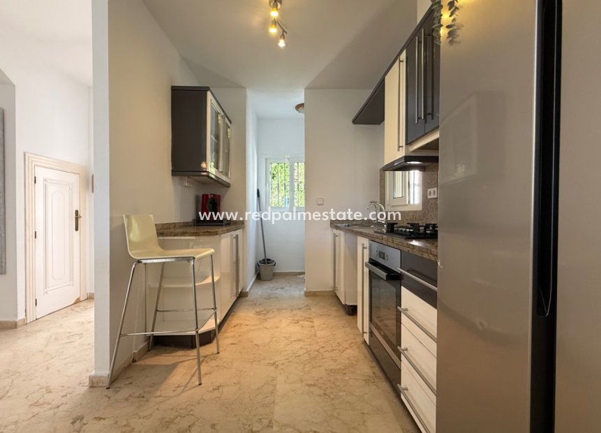 Revente - Villa -
Orihuela Costa - Inland