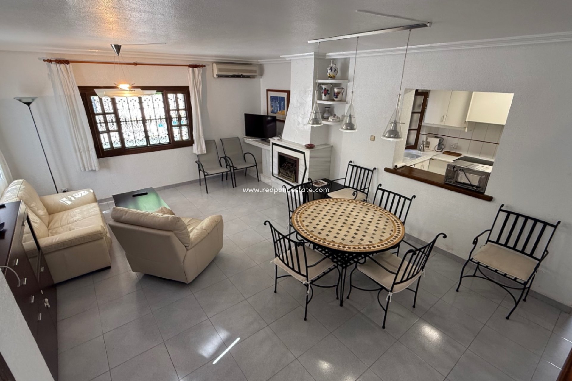 Revente - Villa -
Orihuela Costa - Inland