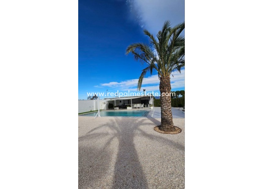 Revente - Villa -
Orihuela Costa - Inland