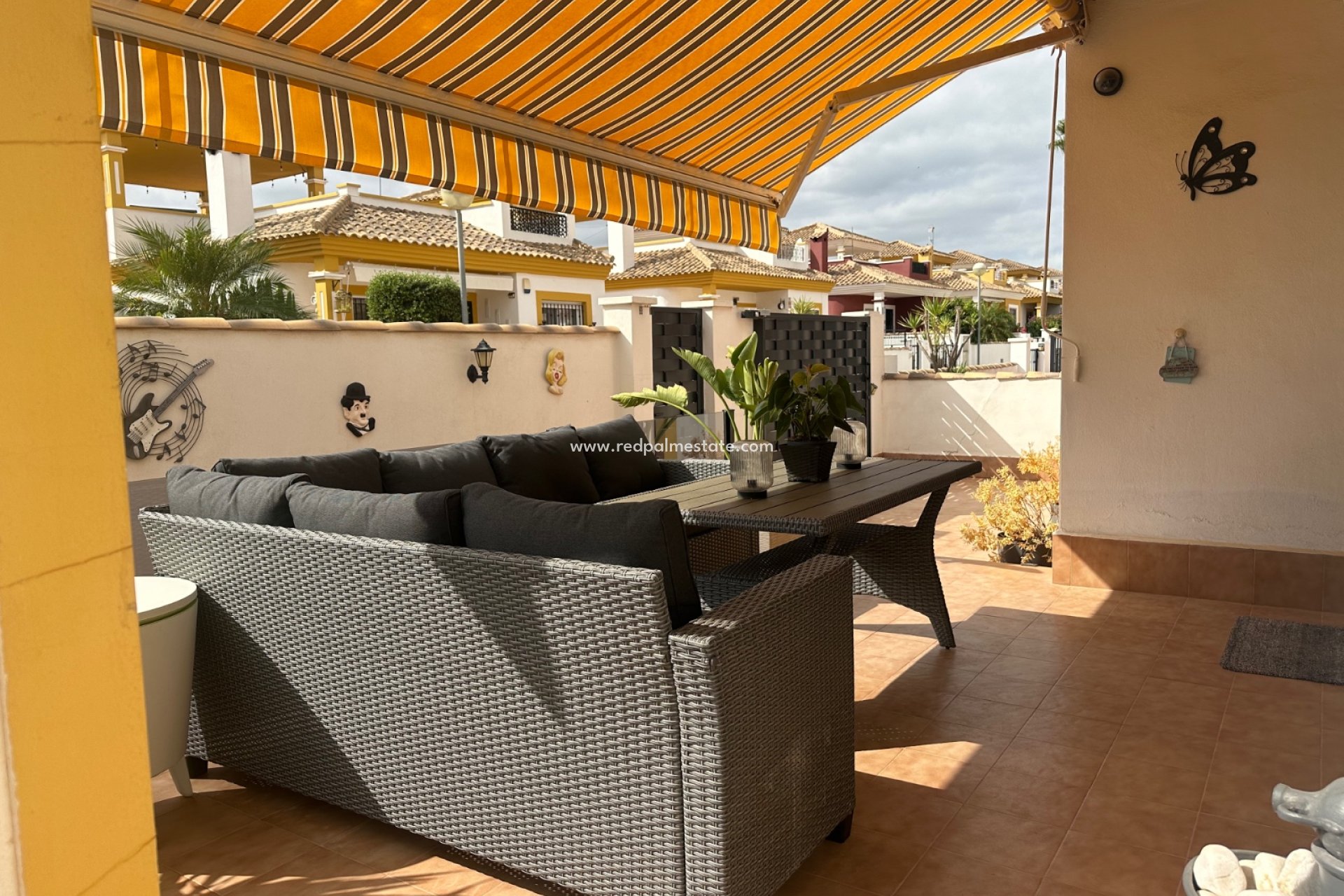 Revente - Villa -
Orihuela Costa - Inland