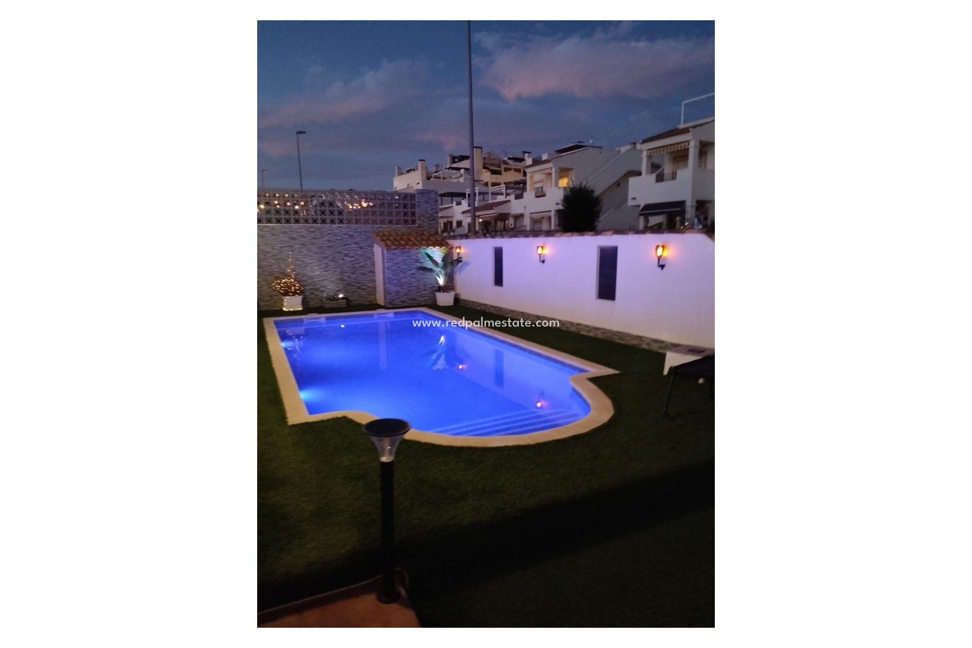 Revente - Villa -
Orihuela Costa - Inland