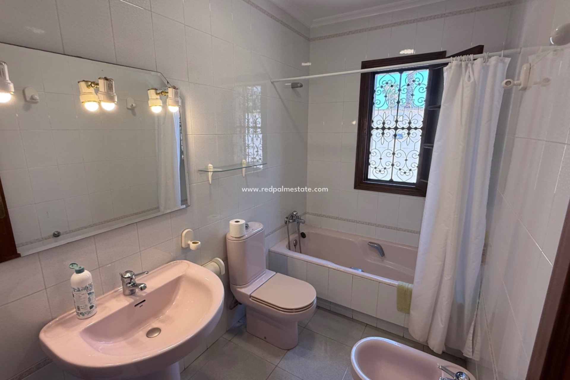 Revente - Villa -
Orihuela Costa - Inland