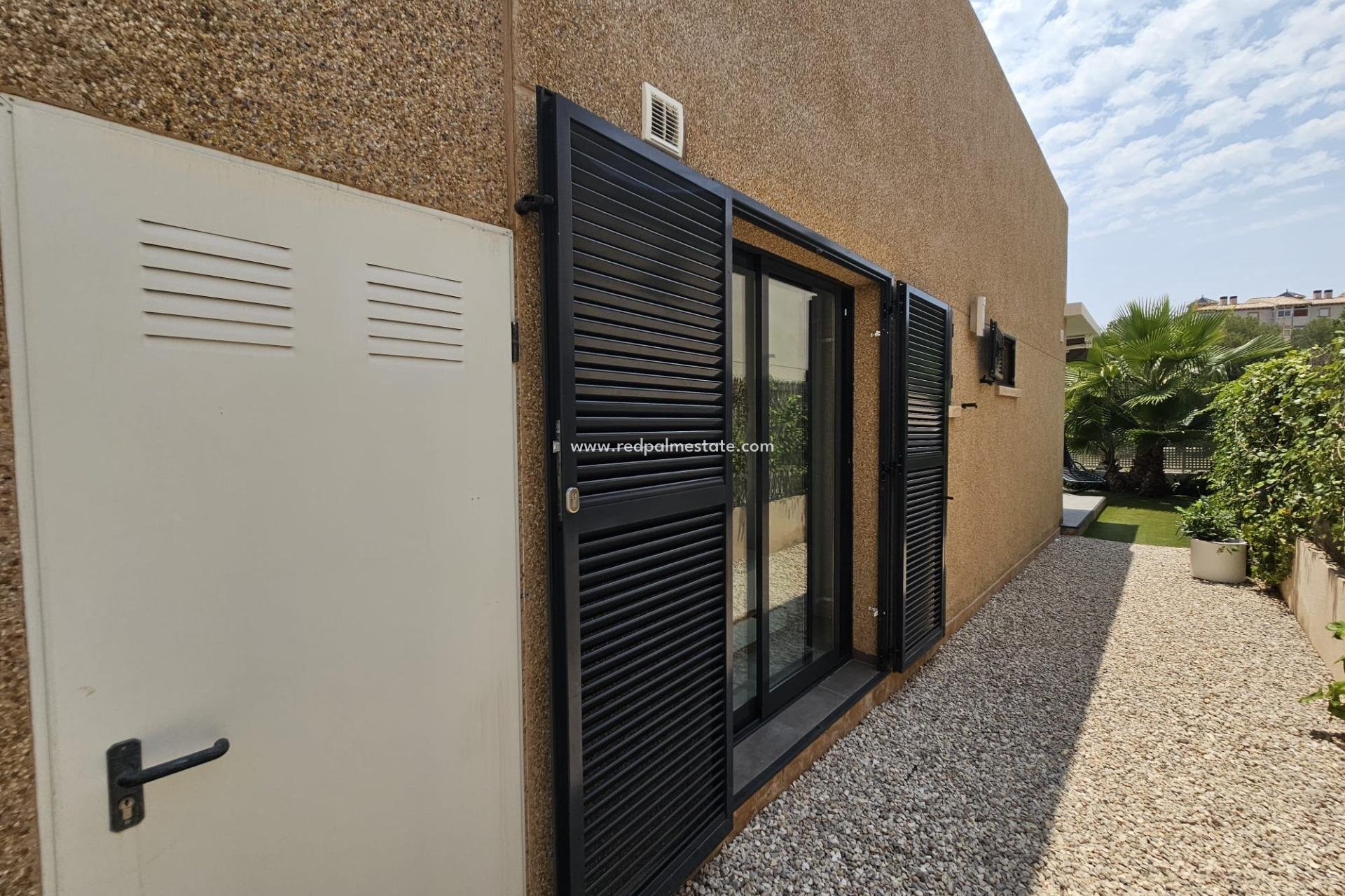 Revente - Villa -
Orihuela Costa - La Regia