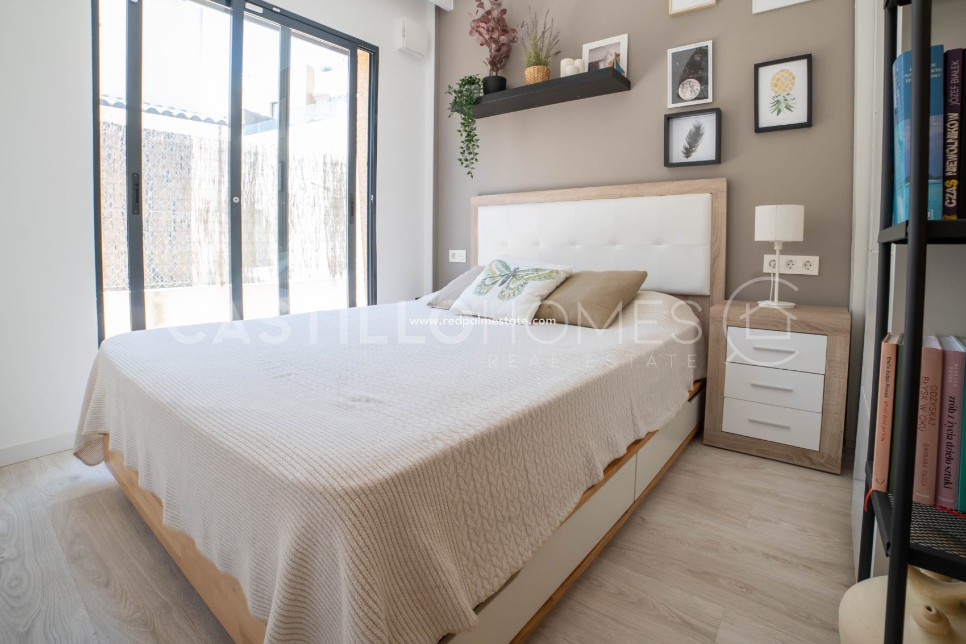 Revente - Villa -
Orihuela Costa - La Zenia