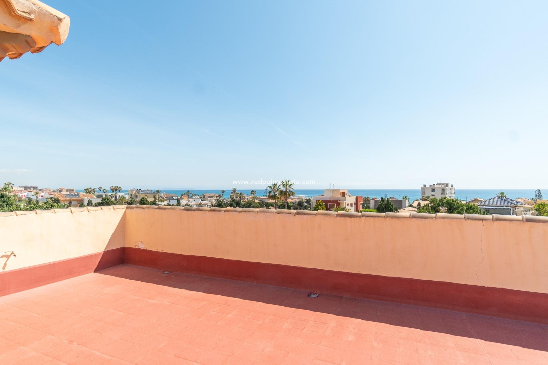 Revente - Villa -
Orihuela Costa - La Zenia
