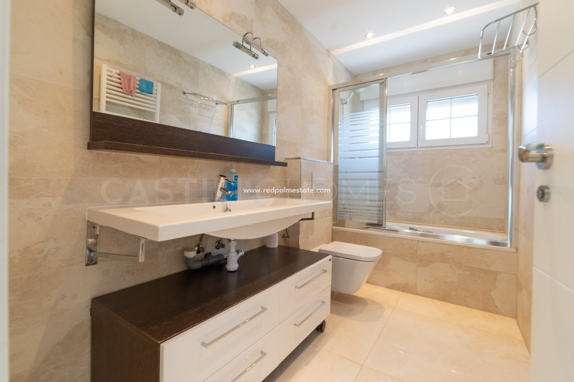 Revente - Villa -
Orihuela Costa - La Zenia