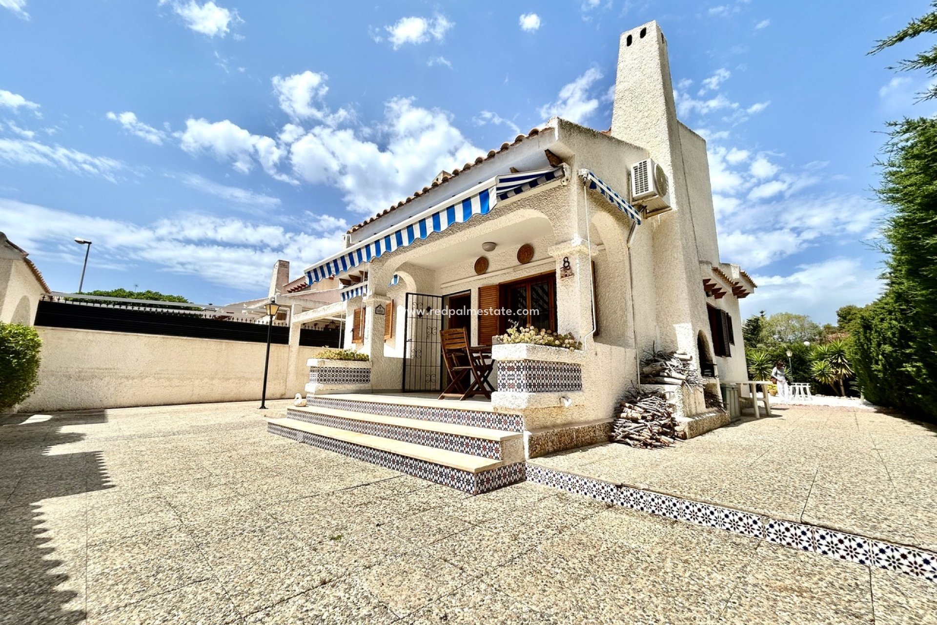 Revente - Villa -
Orihuela Costa - La Zenia