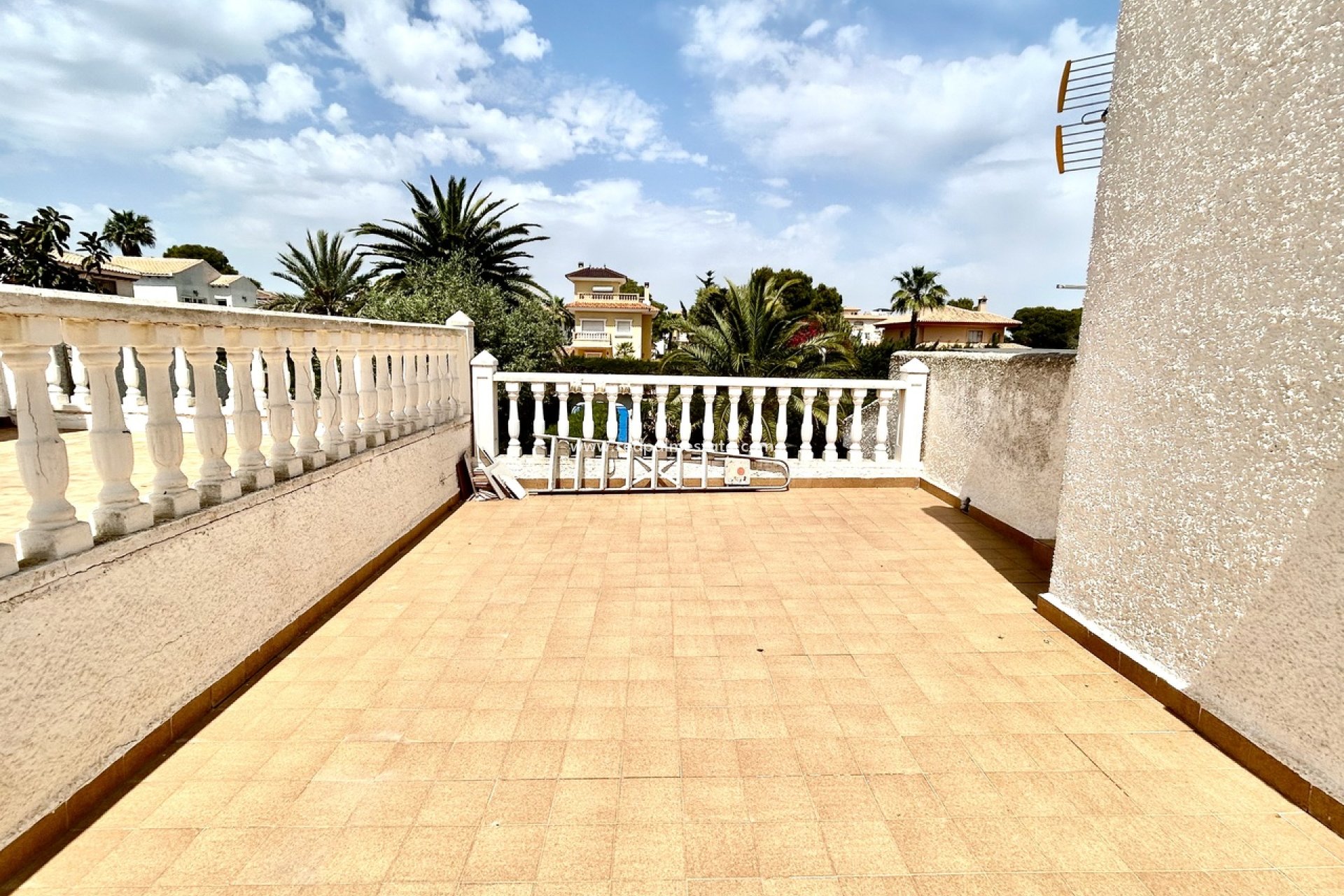 Revente - Villa -
Orihuela Costa - La Zenia