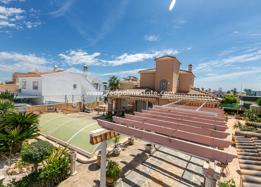 Revente - Villa -
Orihuela Costa - La Zenia