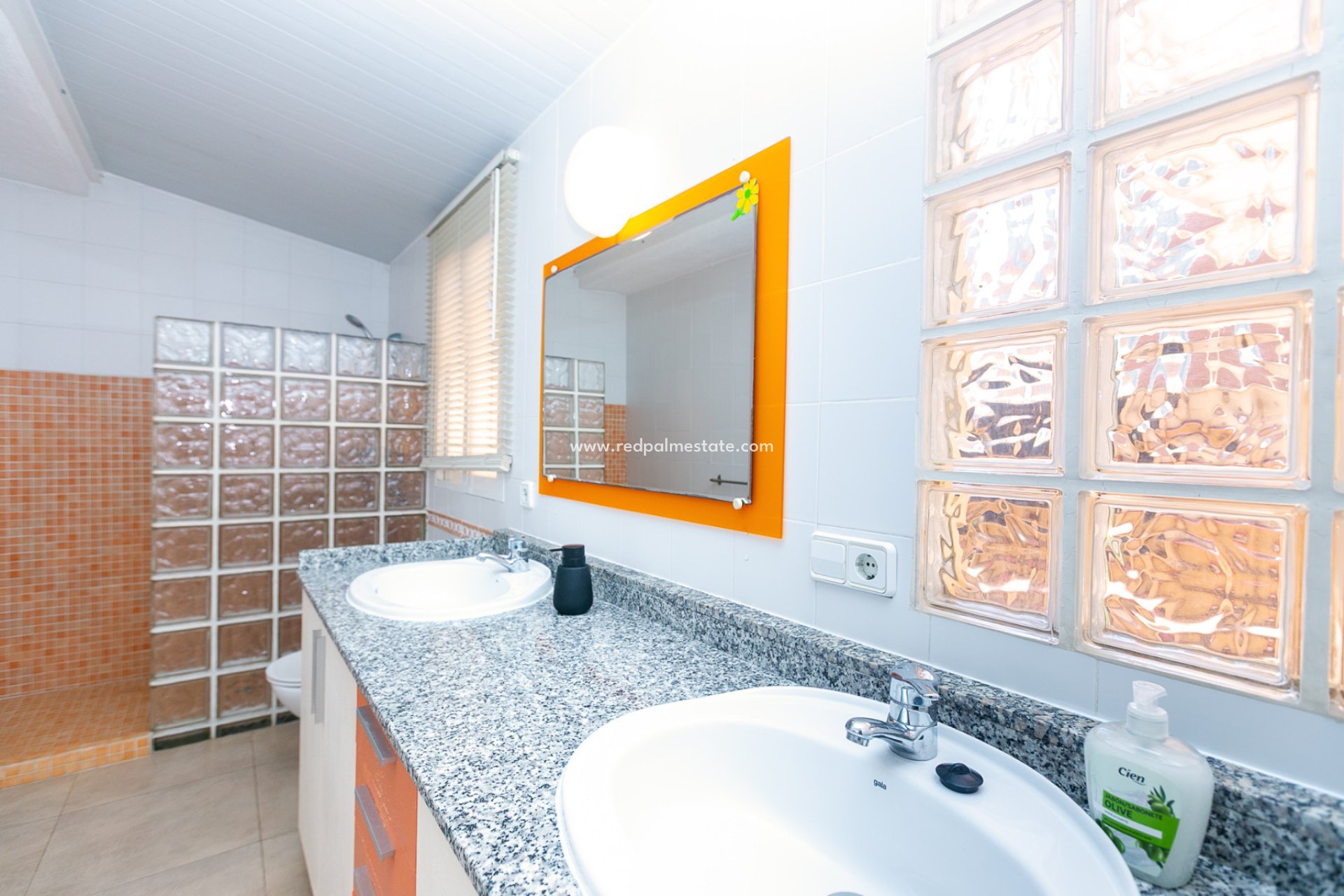 Revente - Villa -
Orihuela Costa - La Zenia
