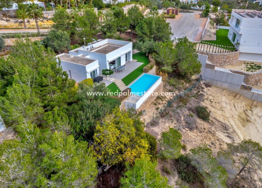 Revente - Villa -
Orihuela Costa - Las Colinas Golf