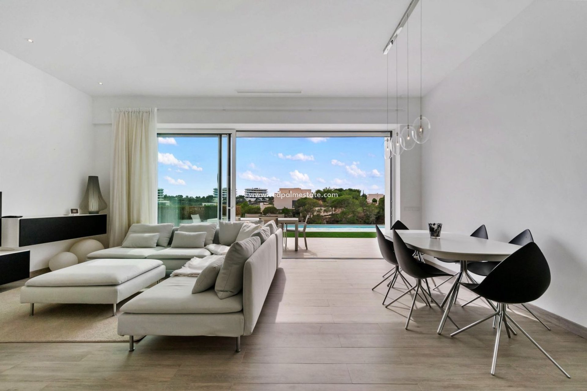 Revente - Villa -
Orihuela Costa - Las Colinas Golf