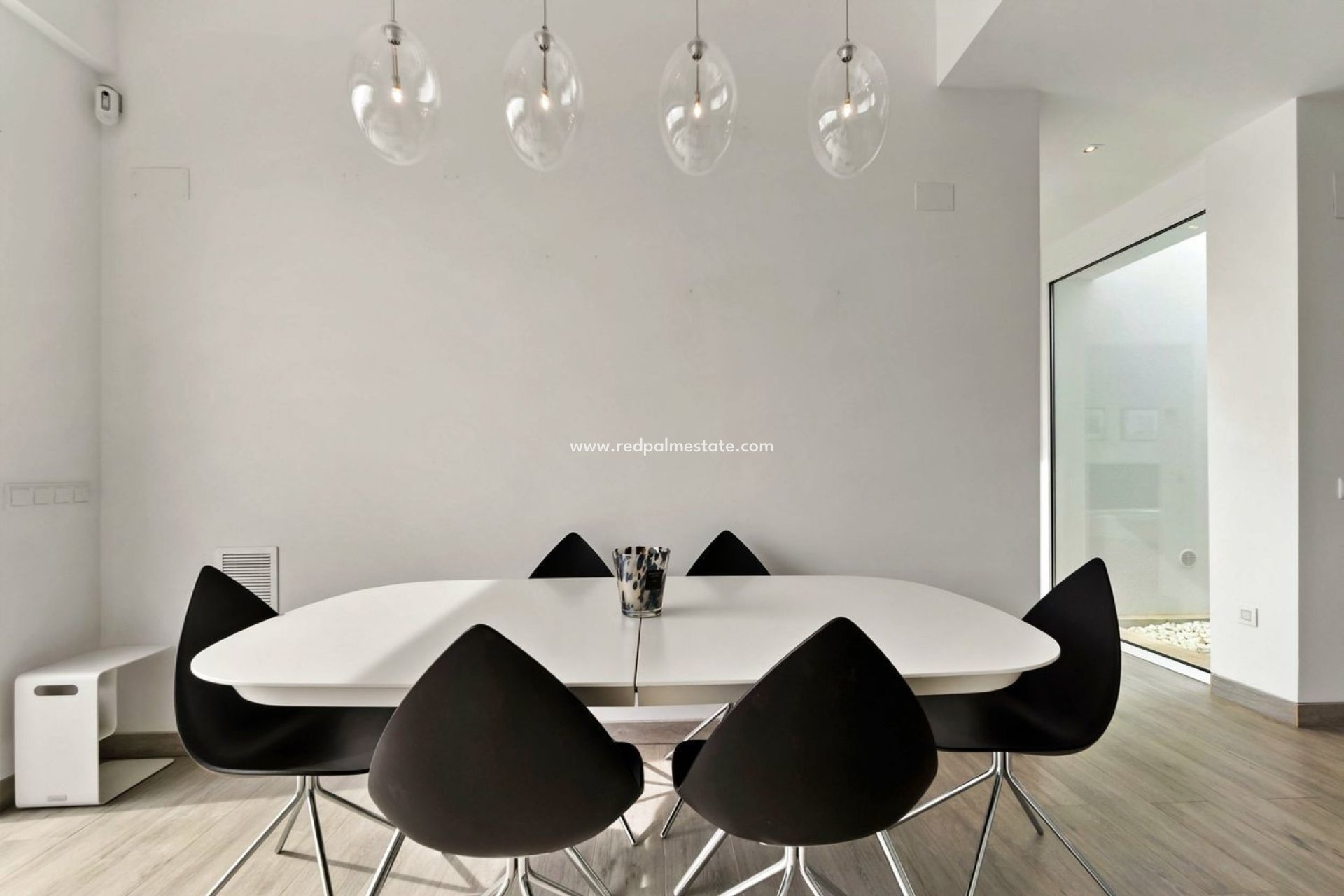 Revente - Villa -
Orihuela Costa - Las Colinas Golf