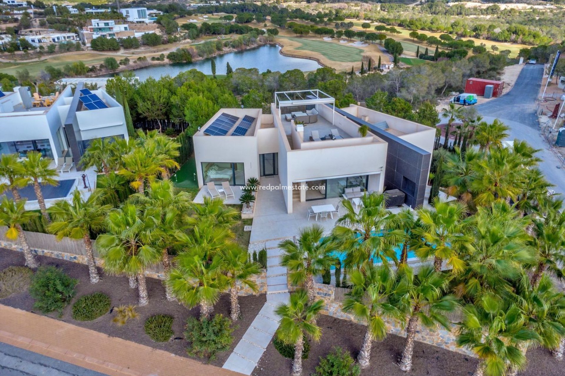 Revente - Villa -
Orihuela Costa - Las Colinas Golf