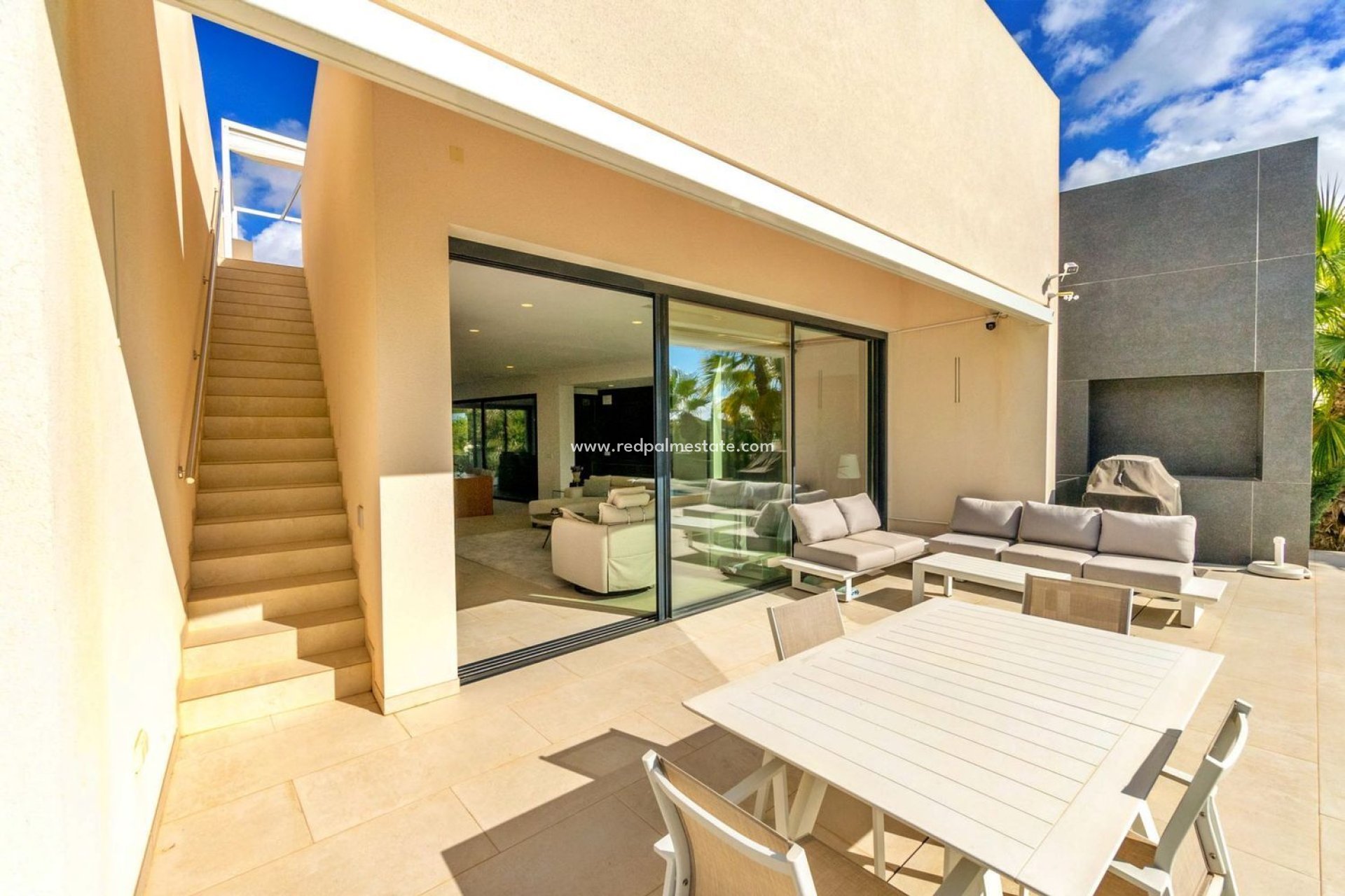 Revente - Villa -
Orihuela Costa - Las Colinas Golf