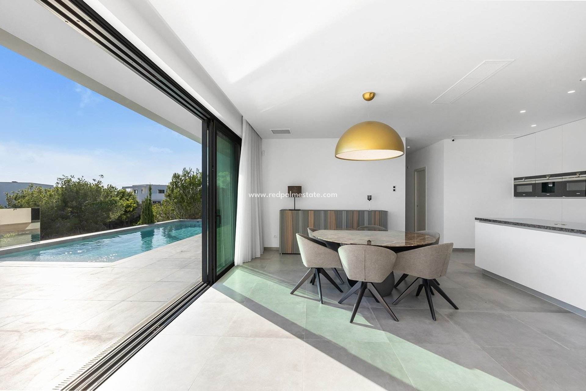 Revente - Villa -
Orihuela Costa - Las Colinas Golf