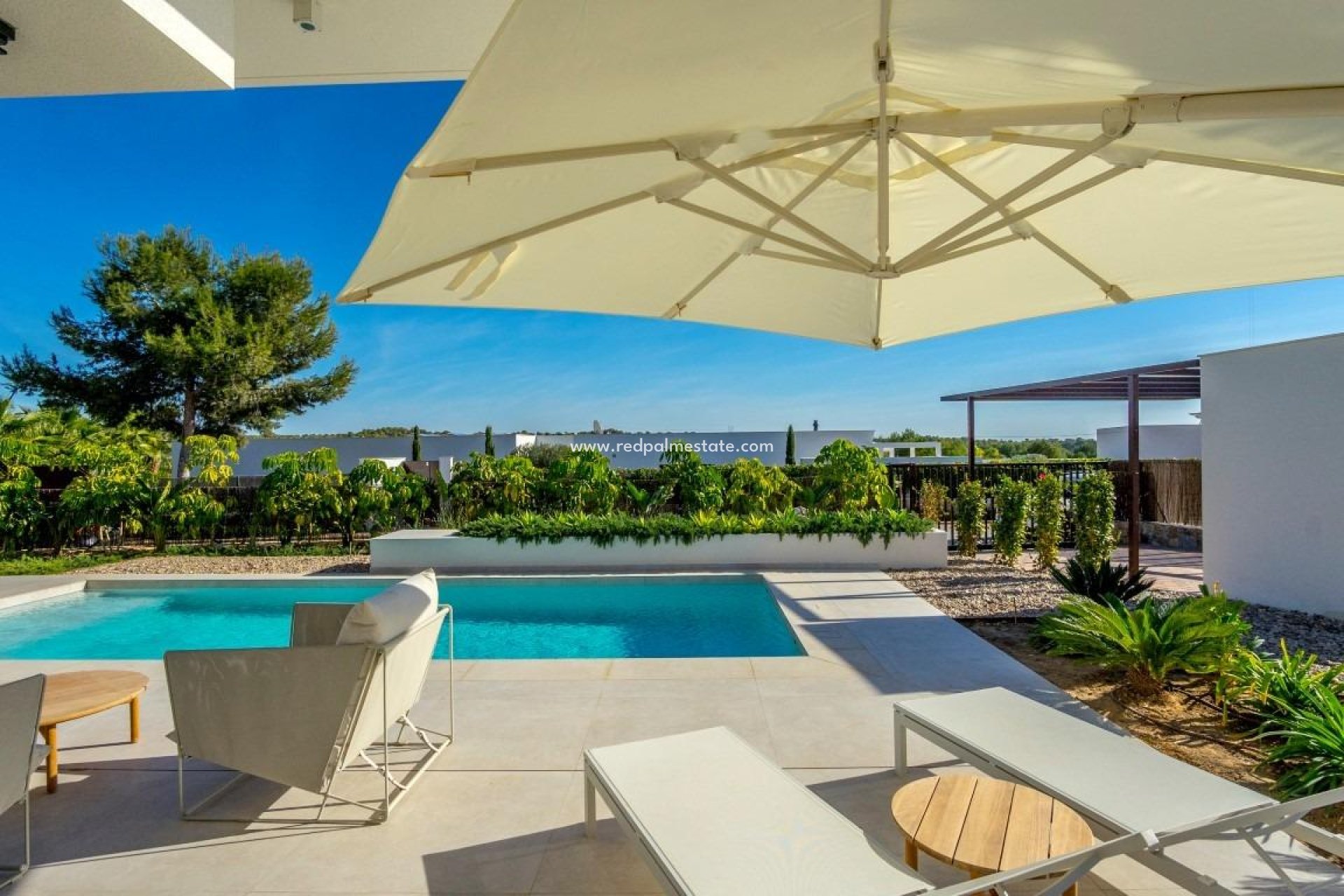 Revente - Villa -
Orihuela Costa - Las Colinas Golf