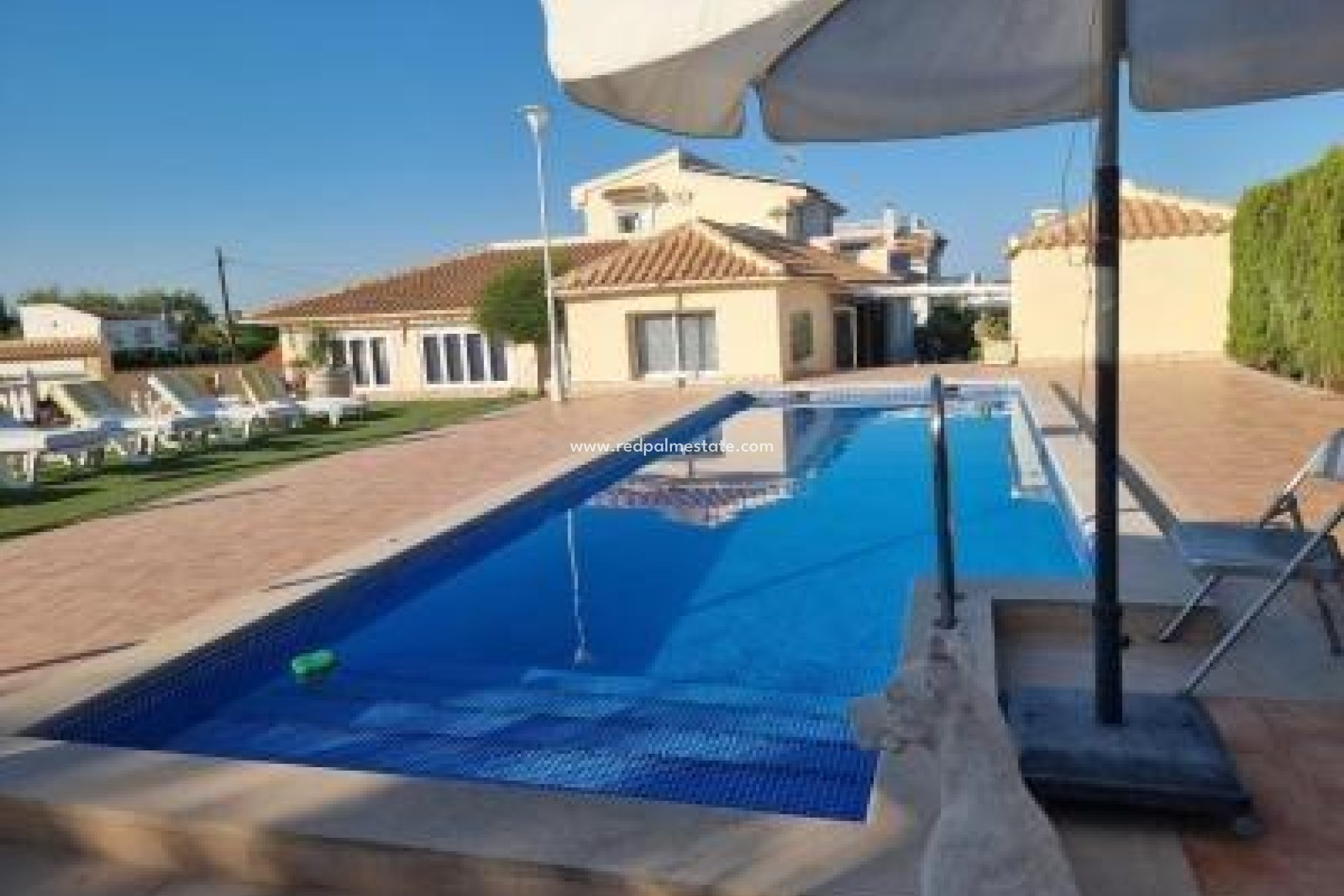 Revente - Villa -
Orihuela Costa - Las Filipinas