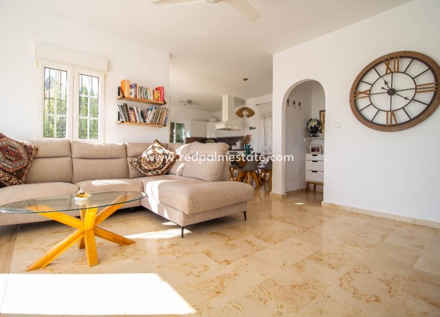 Revente - Villa -
Orihuela Costa - Las Ramblas Golf