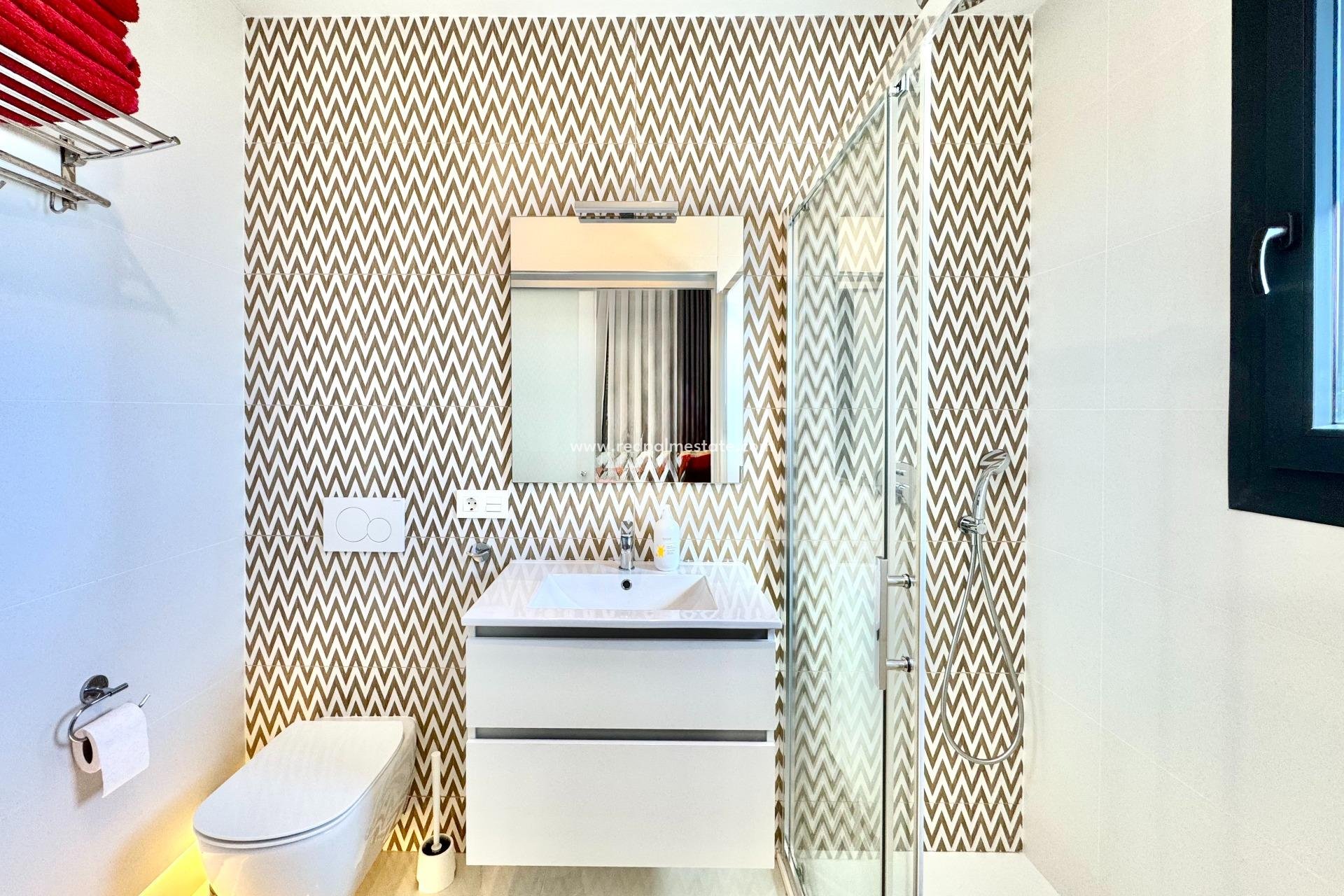 Revente - Villa -
Orihuela Costa - Lomas de Cabo Roig