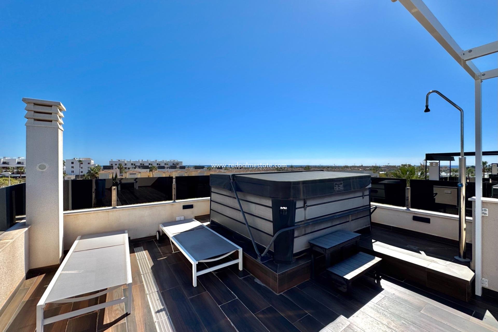 Revente - Villa -
Orihuela Costa - Lomas de Cabo Roig