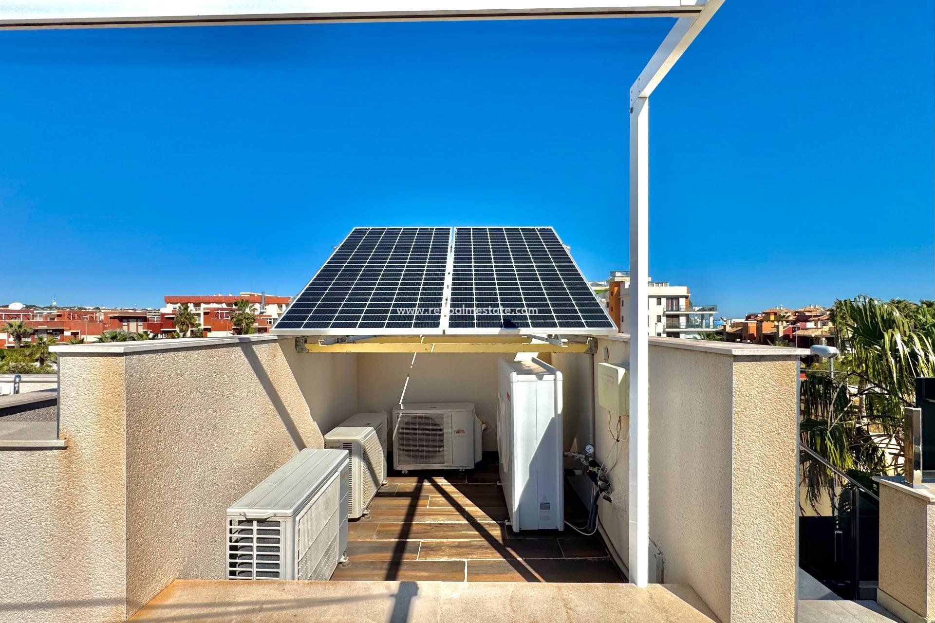 Revente - Villa -
Orihuela Costa - Lomas de Cabo Roig