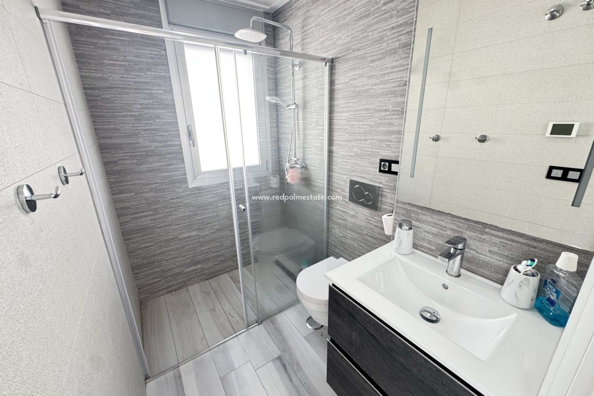 Revente - Villa -
Orihuela Costa - Lomas de Cabo Roig