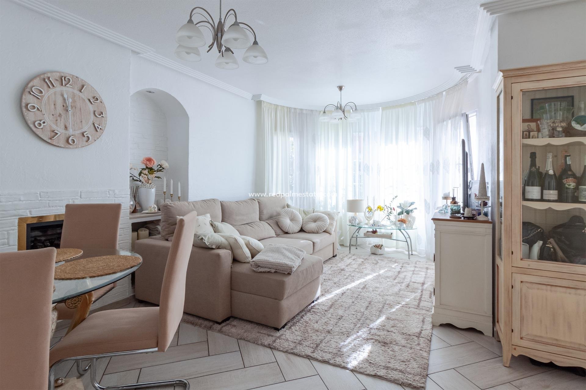 Revente - Villa -
Orihuela Costa - Los Almendros-la Florida