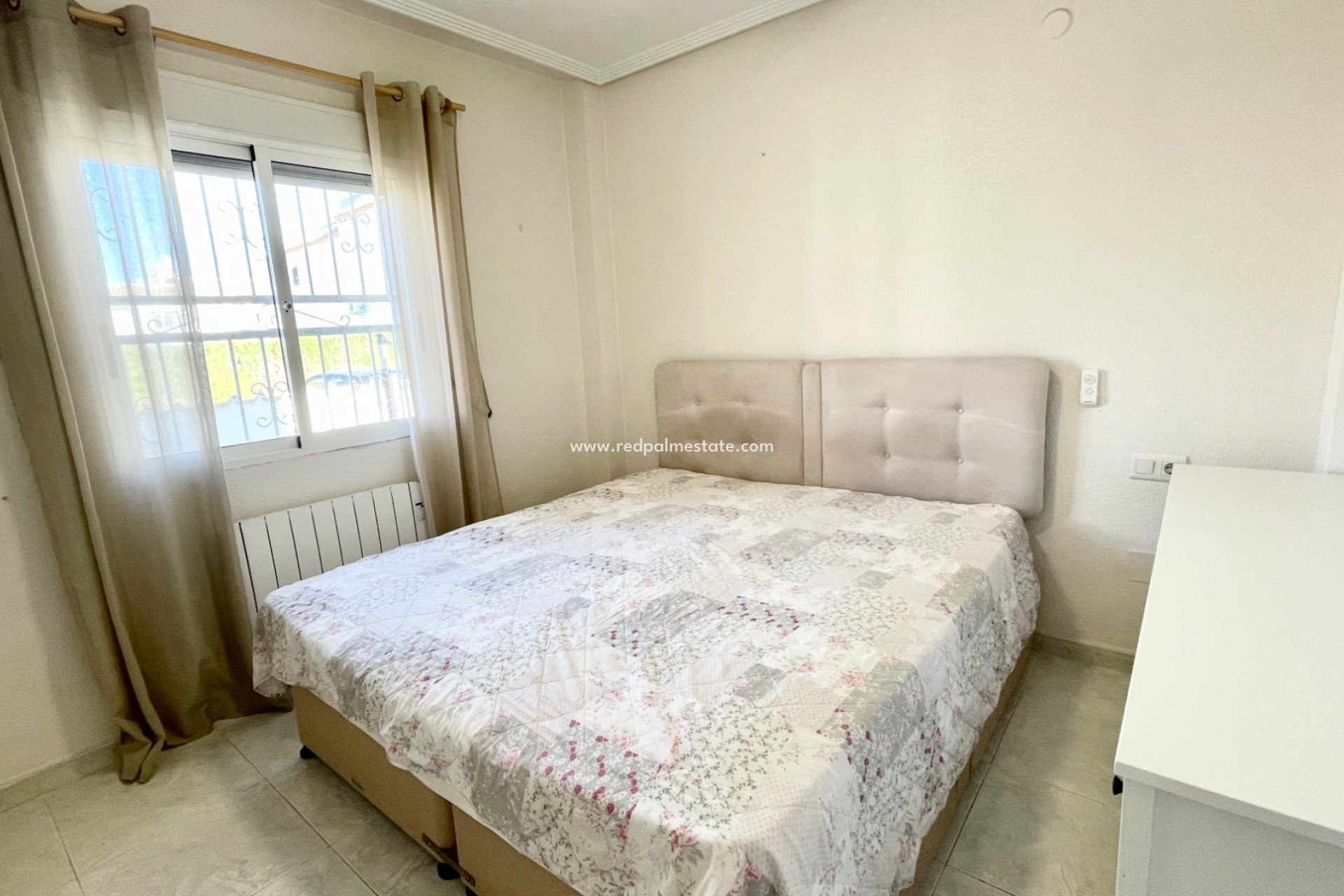 Revente - Villa -
Orihuela Costa - Los Altos