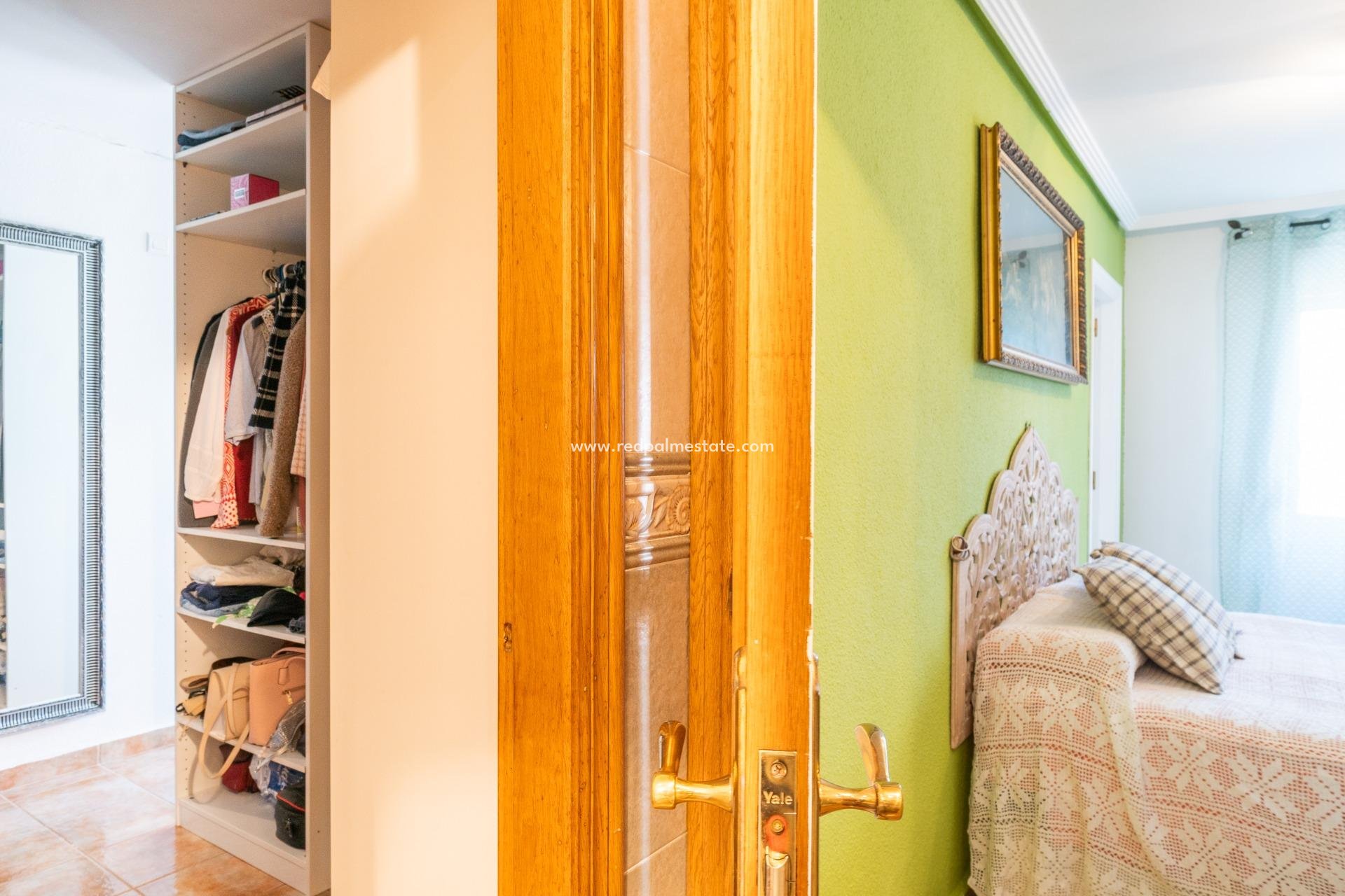 Revente - Villa -
Orihuela Costa - Los balcones