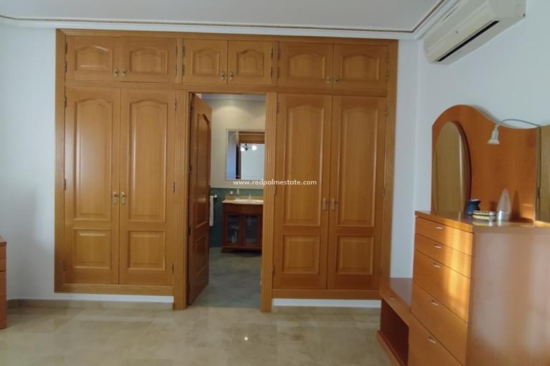 Revente - Villa -
Orihuela Costa - LOS DESEMPARADOS