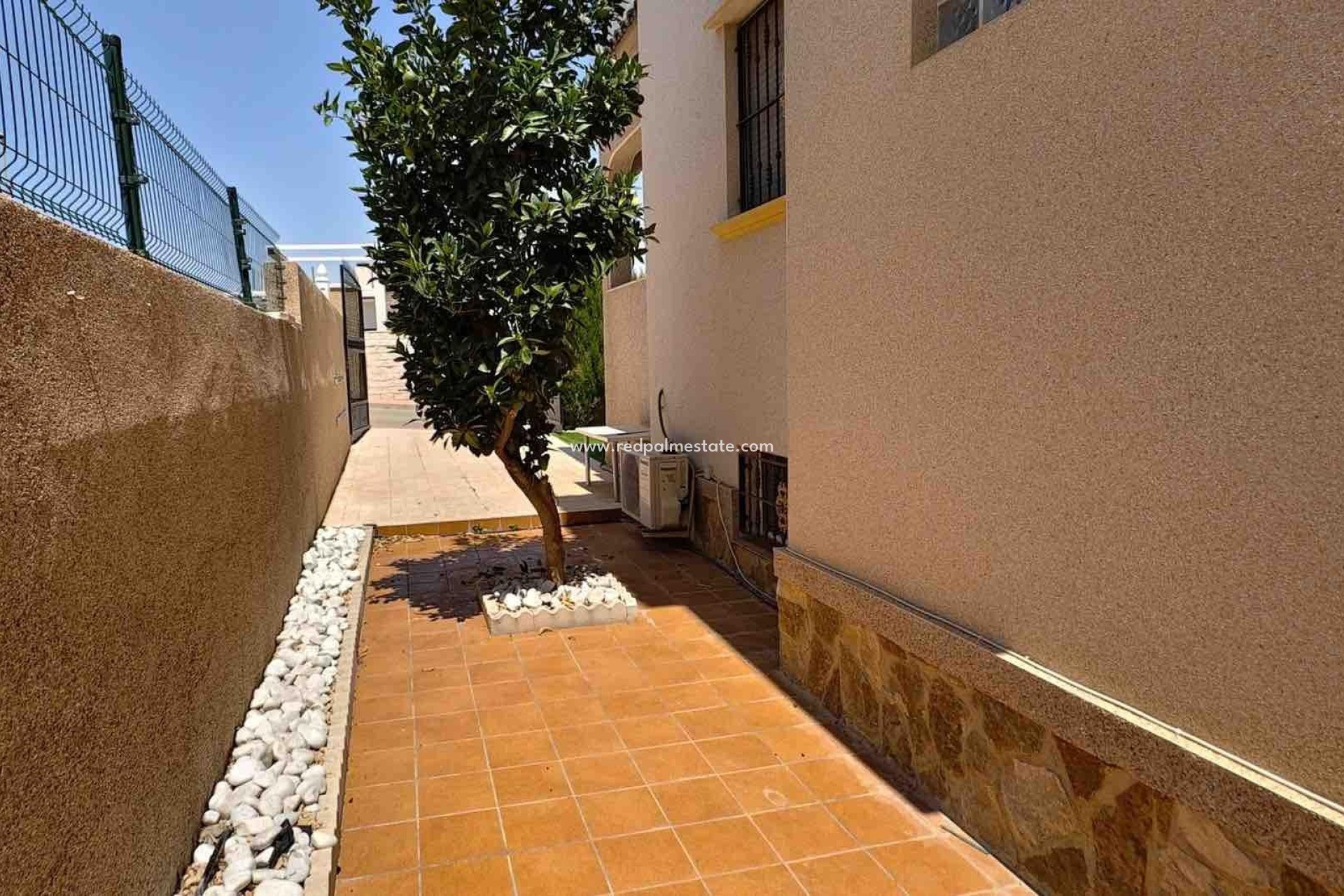 Revente - Villa -
Orihuela Costa - Los Dolses