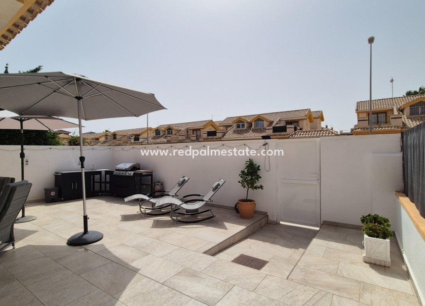 Revente - Villa -
Orihuela Costa - Los Dolses