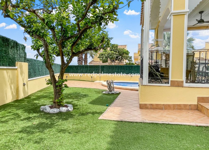 Revente - Villa -
Orihuela Costa - Los Dolses