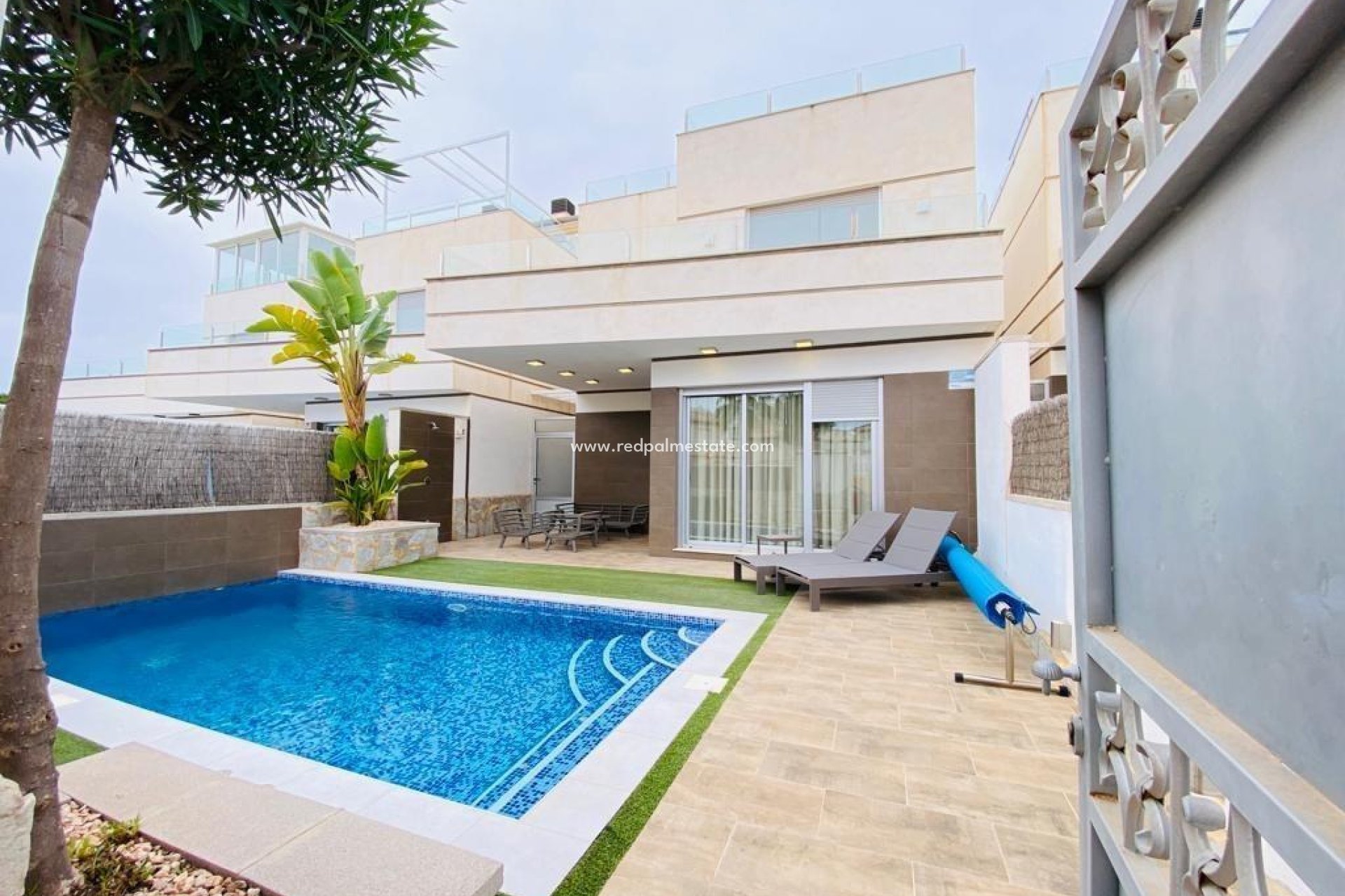 Revente - Villa -
Orihuela Costa - Montezenia