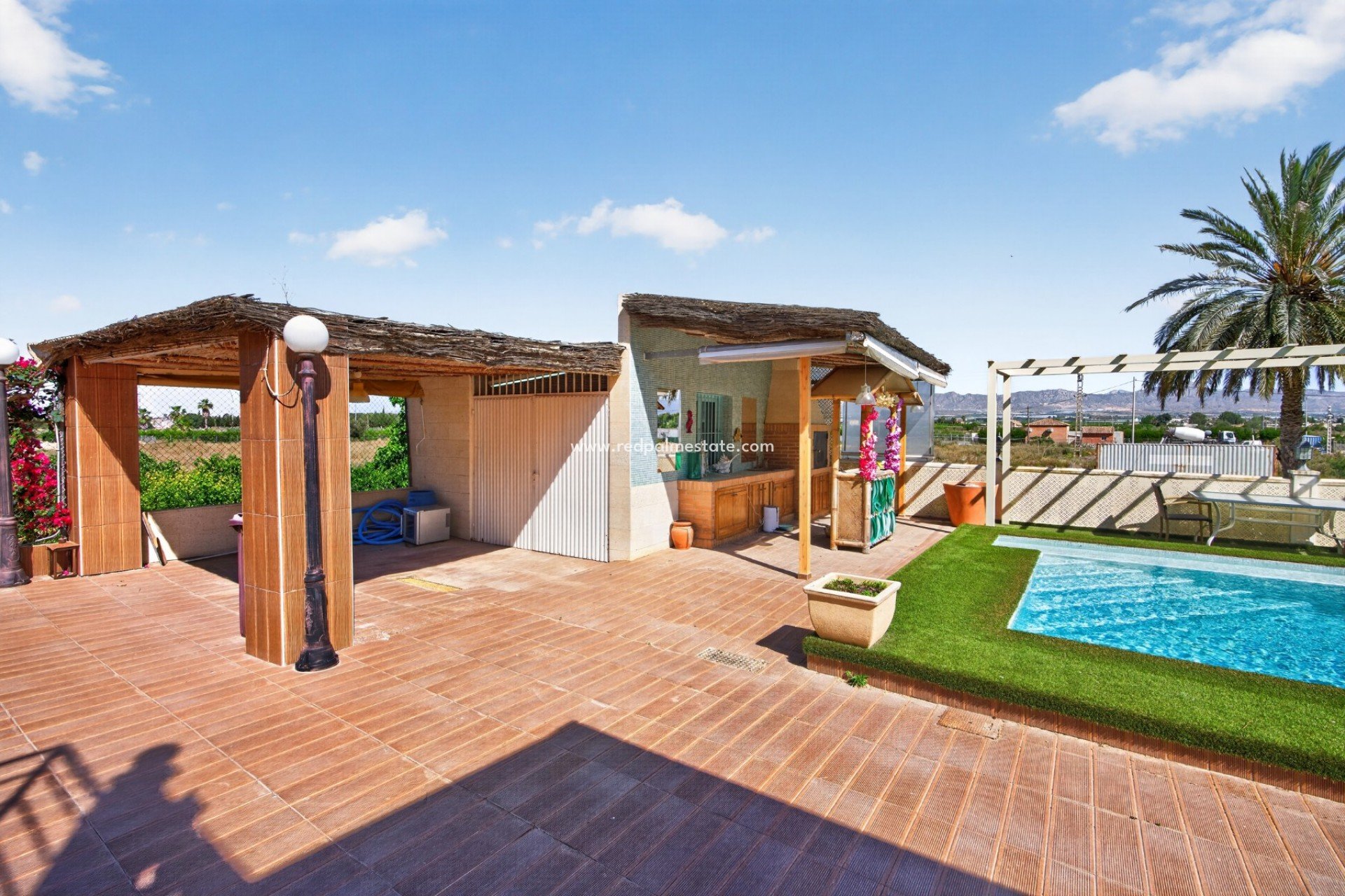 Revente - Villa -
Orihuela Costa - Orihuela Center
