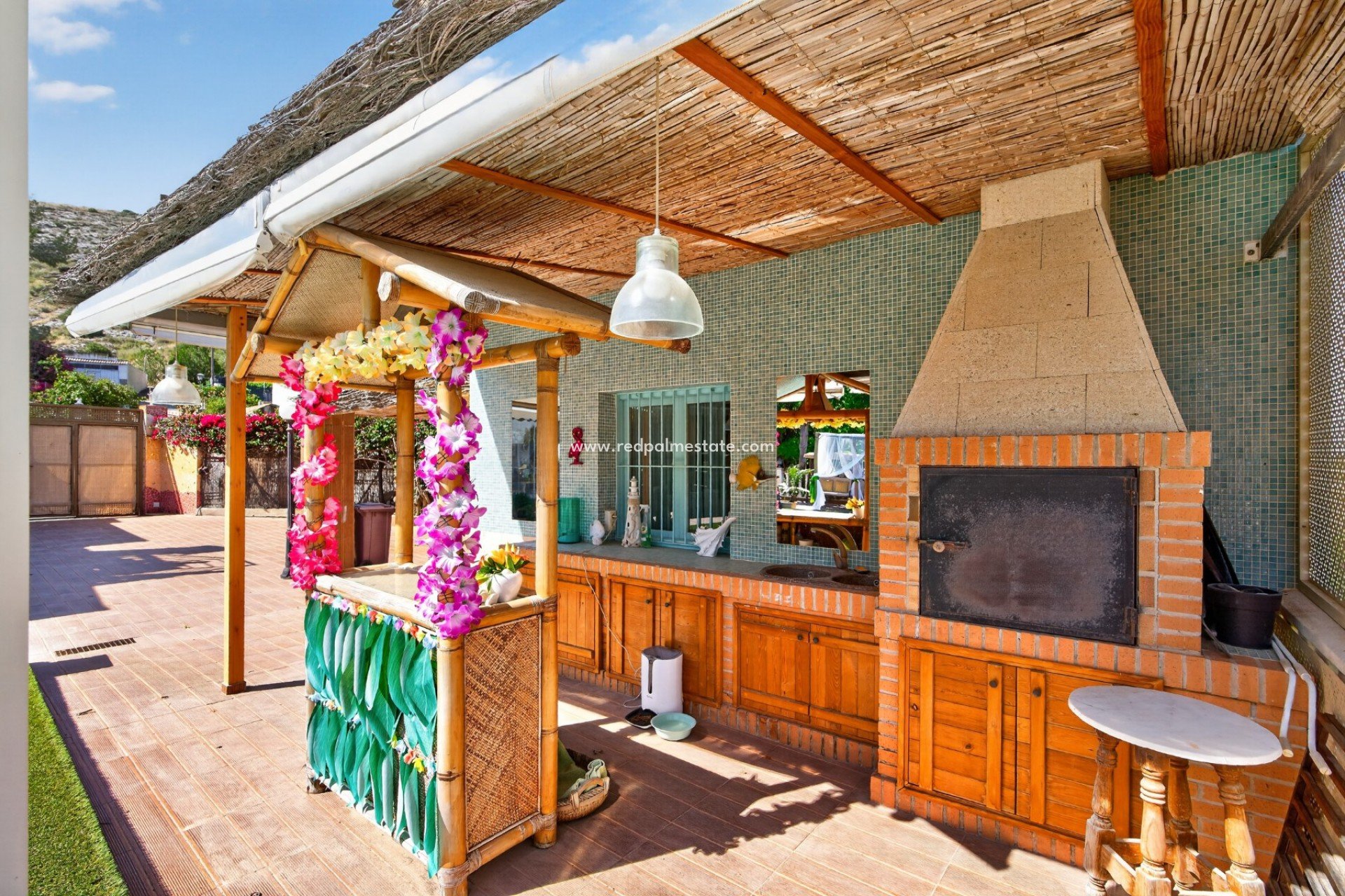 Revente - Villa -
Orihuela Costa - Orihuela Center