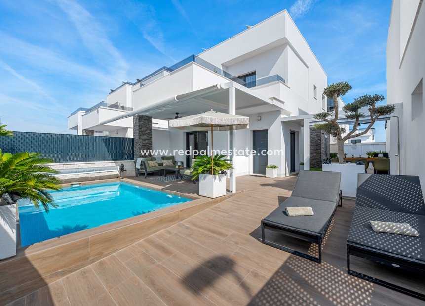 Revente - Villa -
Orihuela Costa - Orihuela