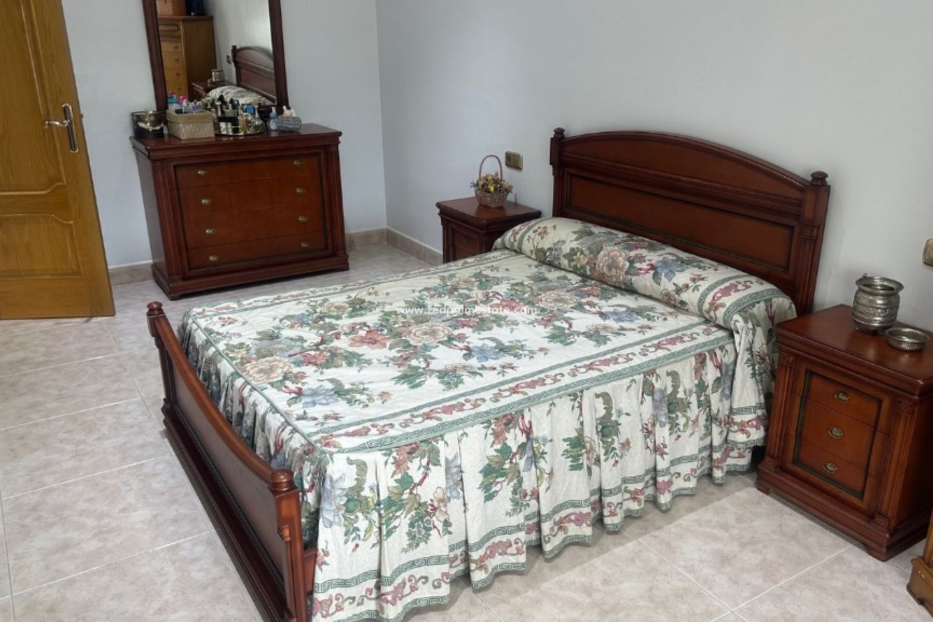 Revente - Villa -
Orihuela Costa - Orihuela