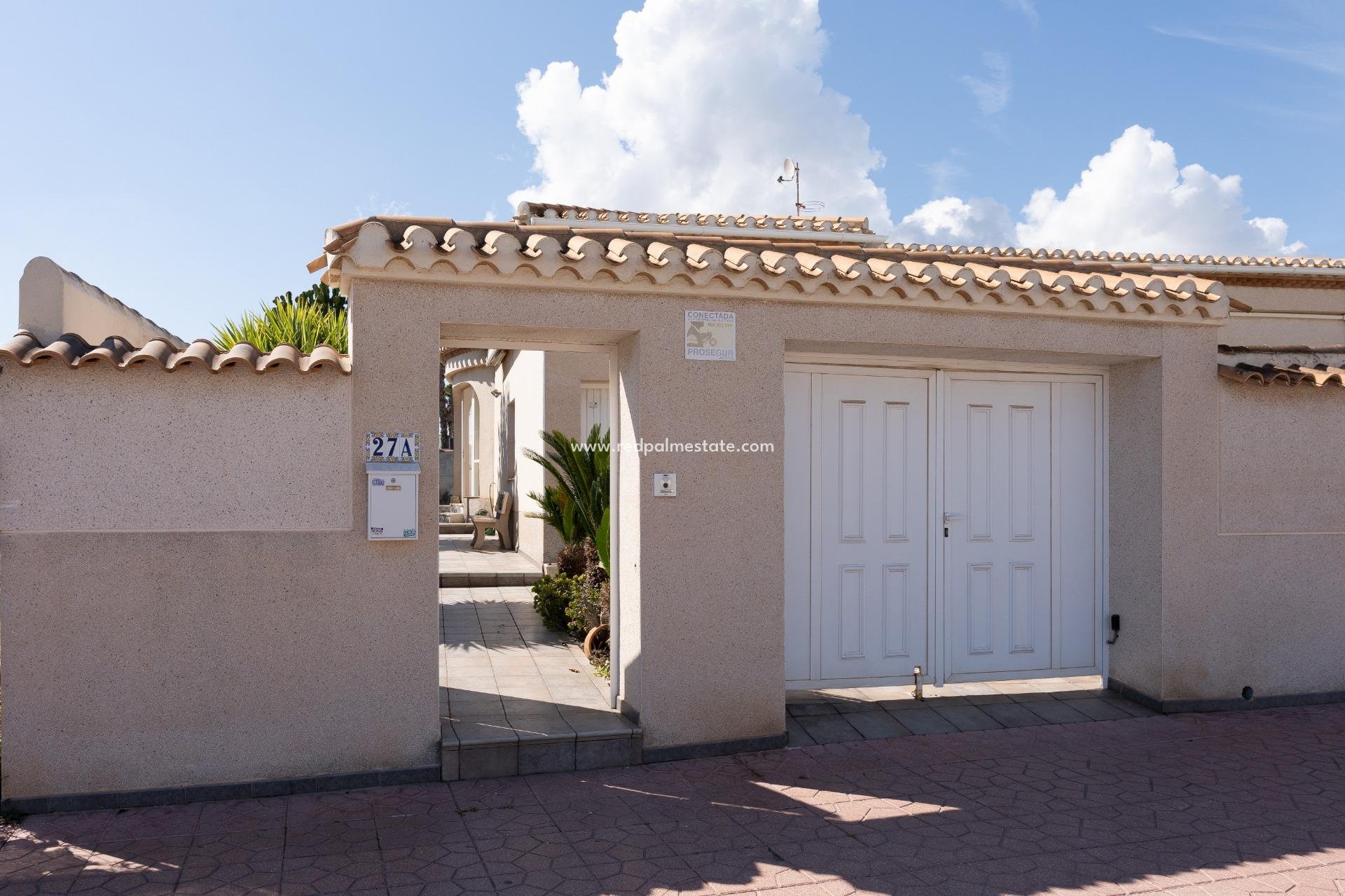 Revente - Villa -
Orihuela Costa - Playa Flamenca