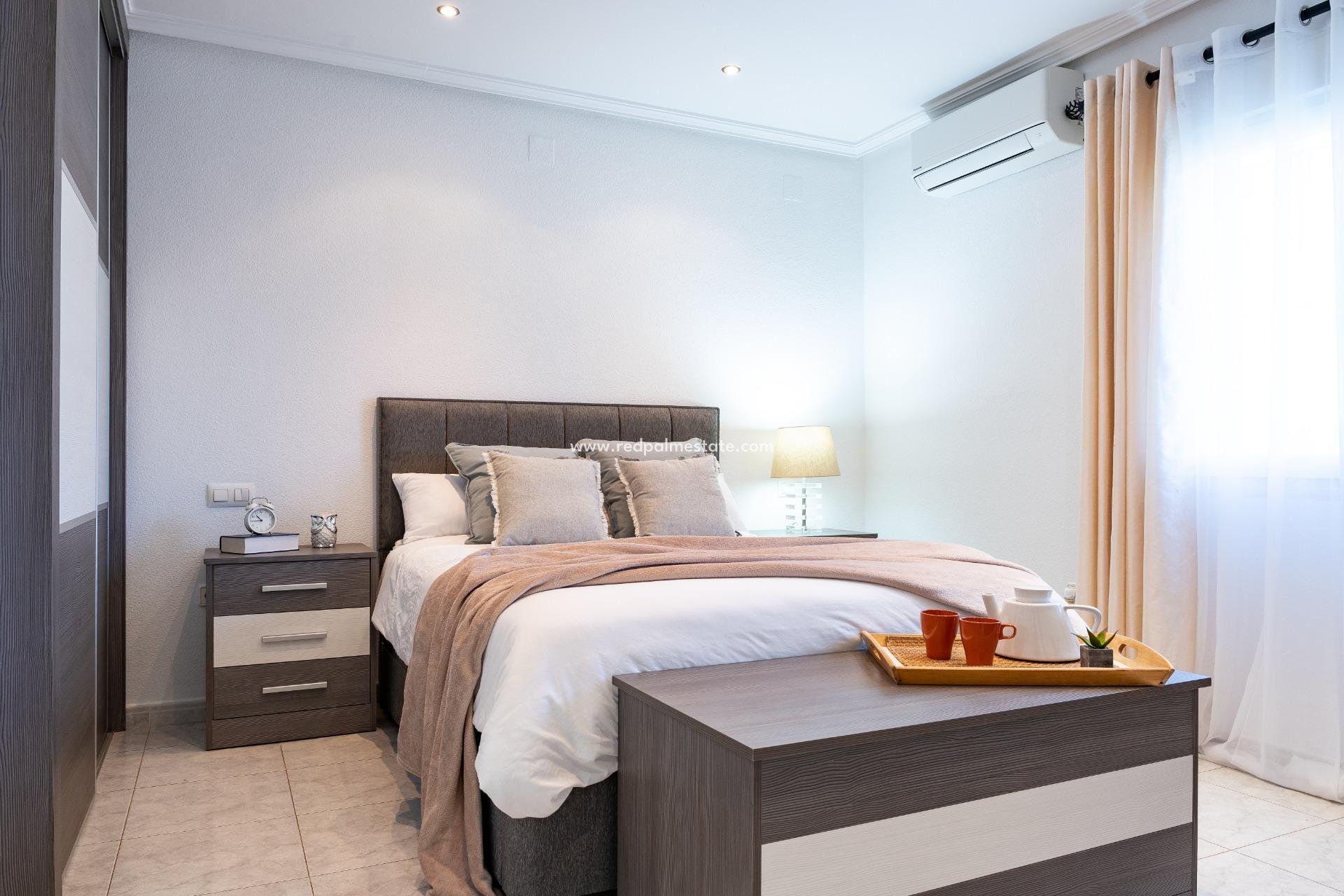 Revente - Villa -
Orihuela Costa - Playa Flamenca