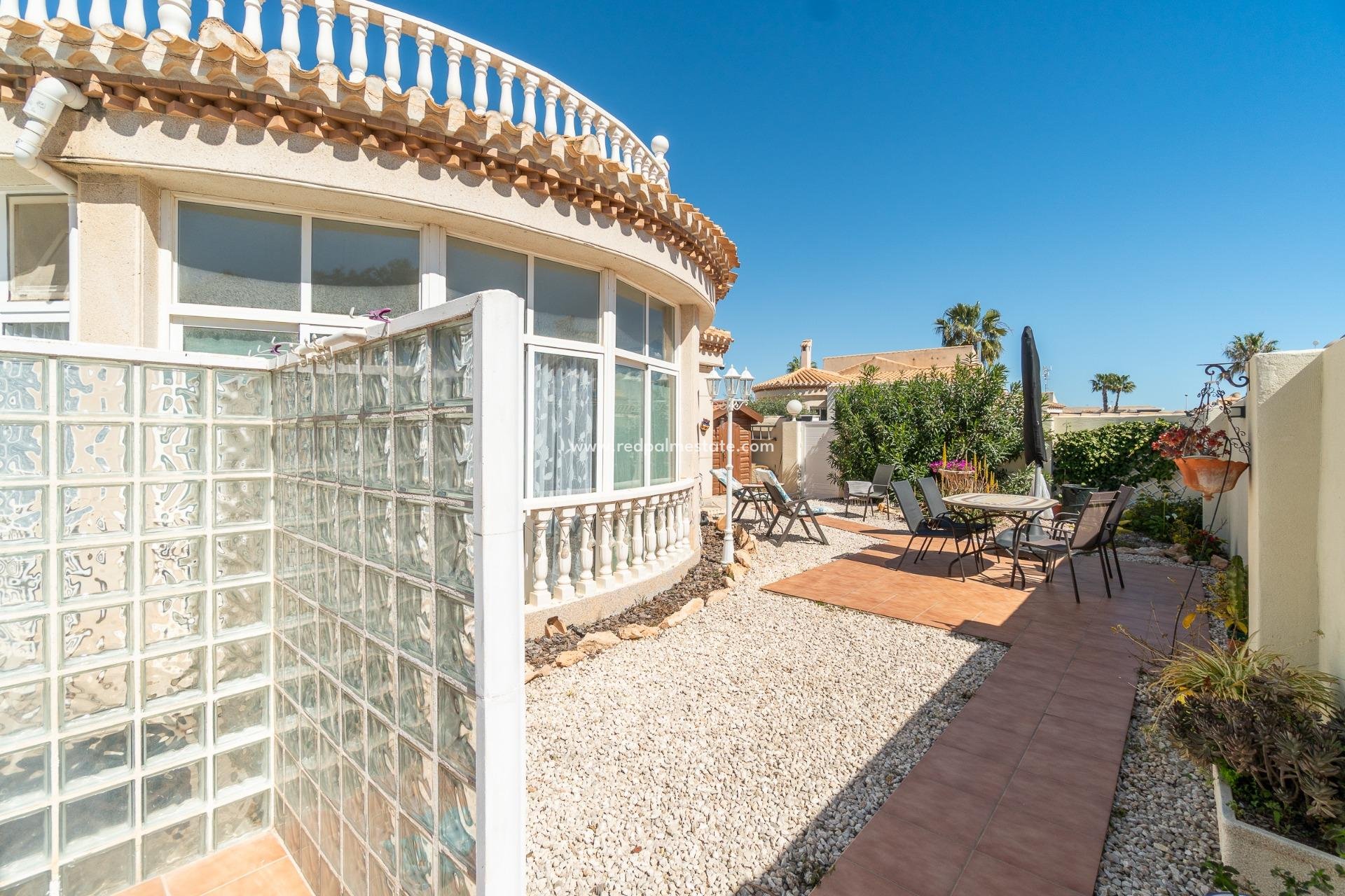 Revente - Villa -
Orihuela Costa - Playa Flamenca