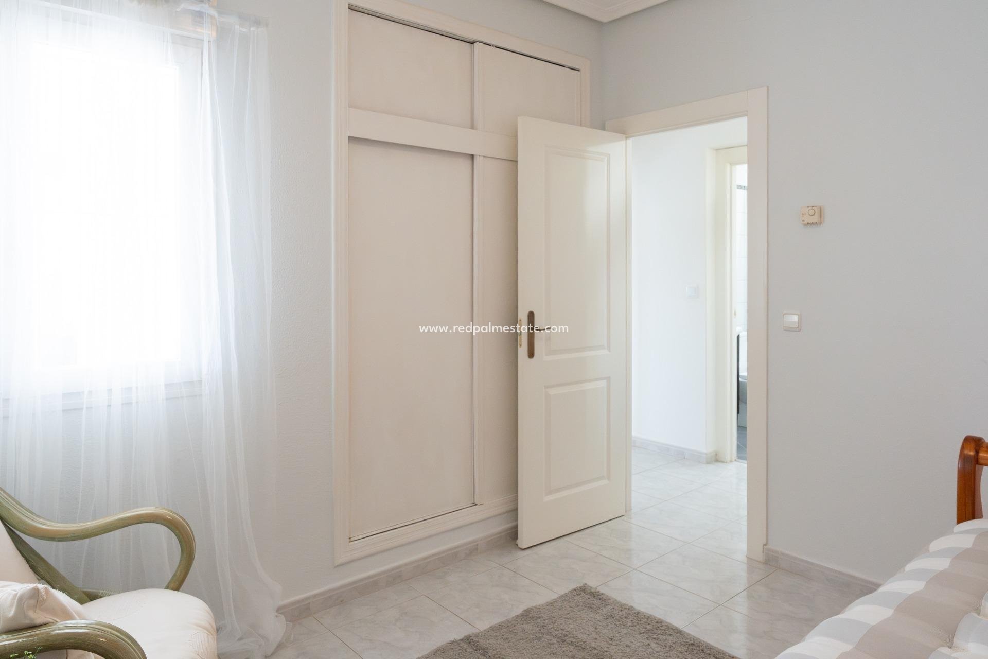 Revente - Villa -
Orihuela Costa - Playa Flamenca